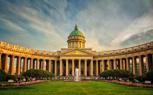 Электронные визы для иностранцев могут ввести в Петербурге