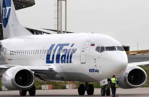 Новости туризма - Самолет Utair вернулся в аэропорт вылета из-за технической неисправности